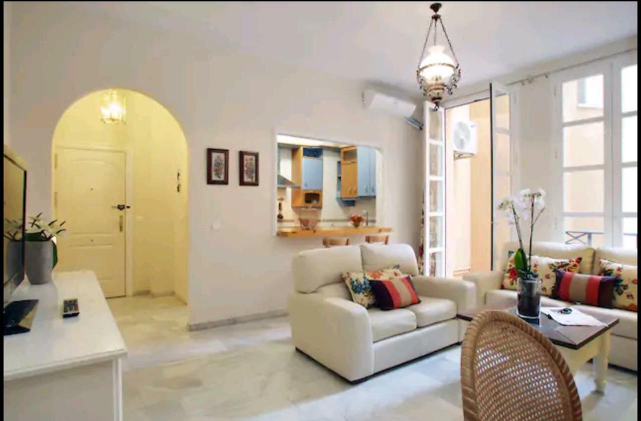 Apartamento Alcazaba มาลากา ภายนอก รูปภาพ